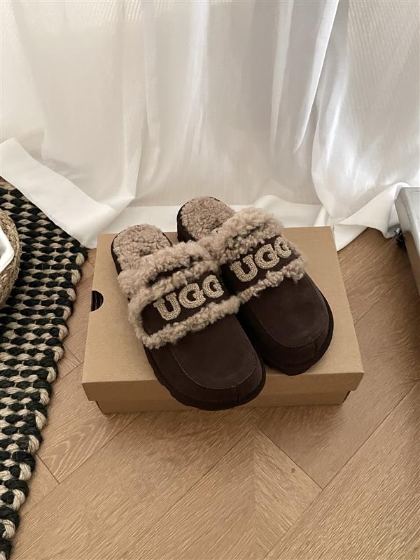 2025126111244949 210